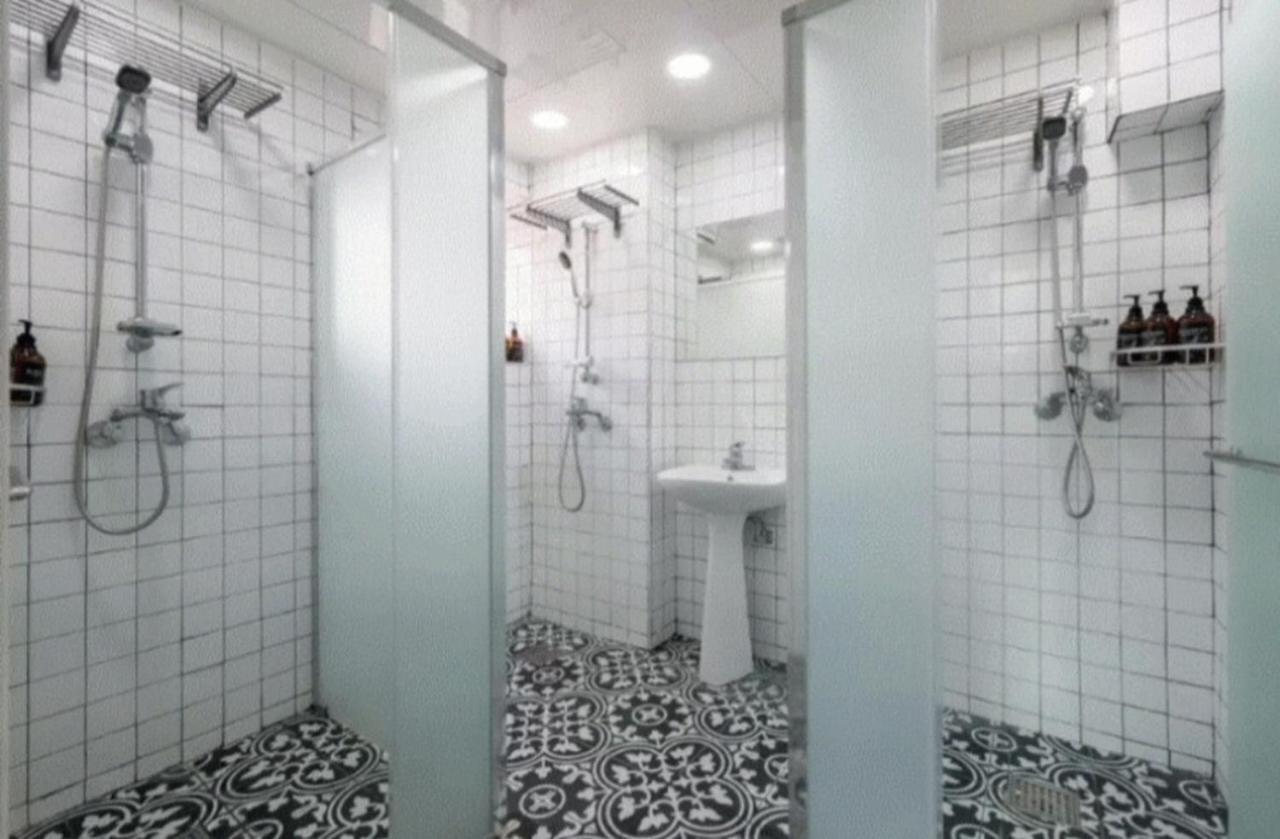 Easytrip Guesthouse Сеул Экстерьер фото